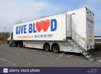 mobile-blood-donation-unit-in-hospital-car-park-in-scotland-uk-EN9KW2.jpg